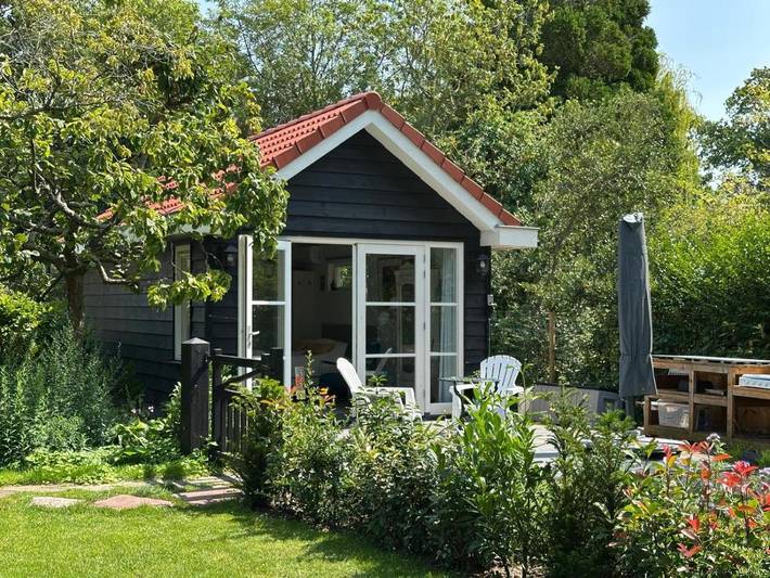 Maison d’hôte pour 2 personnes, avec Terrasse et Jardin à Burgh-Haamstede