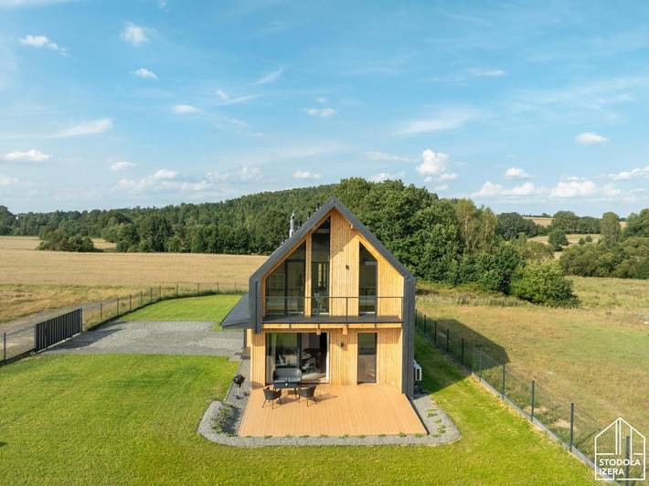 Ferienhaus für 6 Personen, mit Whirlpool und Garten