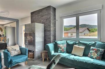 Location de vacances pour 12 personnes, avec jacuzzi et jardin à Fresse-sur-Moselle