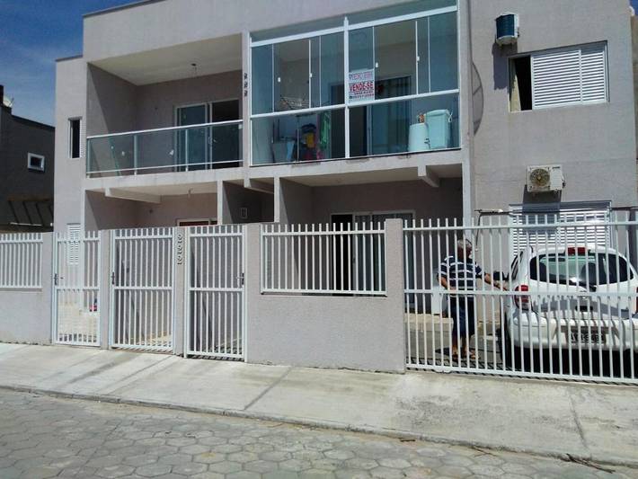 Casas e apartamentos de temporada para 6 pessoas, com balcão em São Francisco do Sul