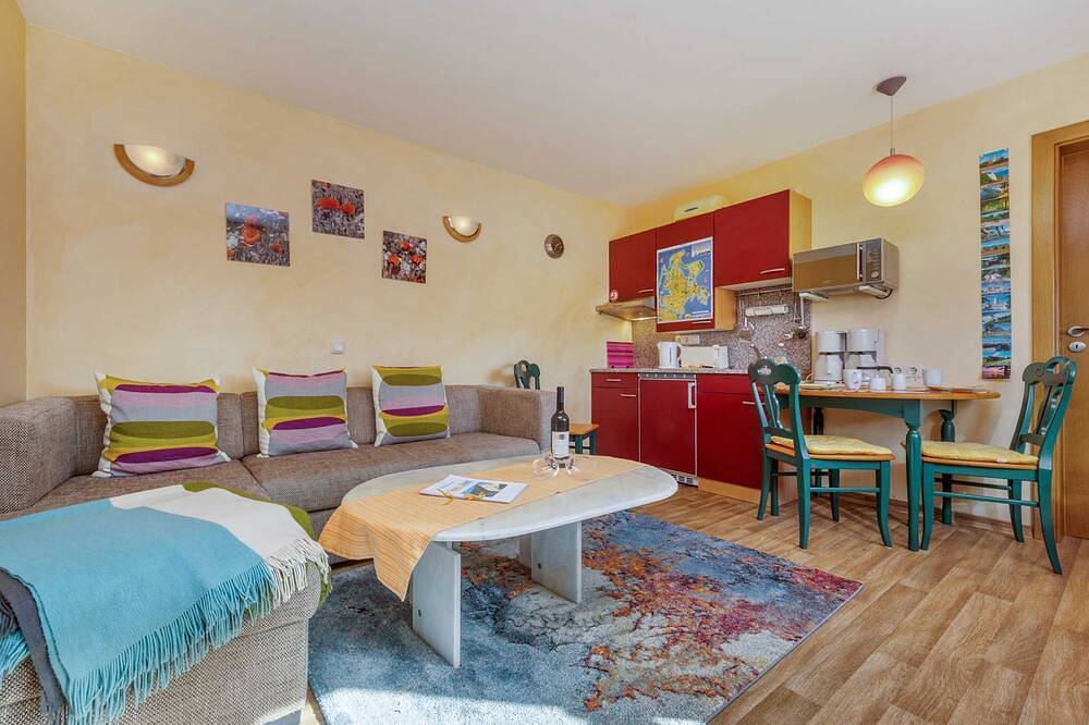 Ganze Wohnung, Ferienwohnung Lotse - Ferienwohnung in Schaprode, Rügen