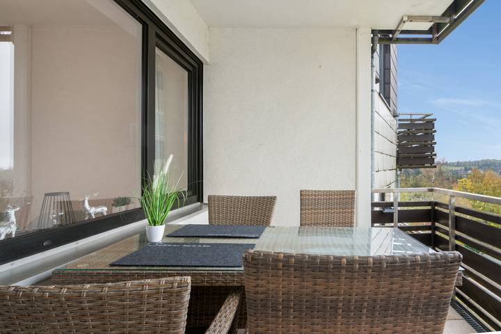 Apartamento entero, Apartamento 'Harz 21' con vistas de ensueño desde el balcón in Braunlage, Harzvorland