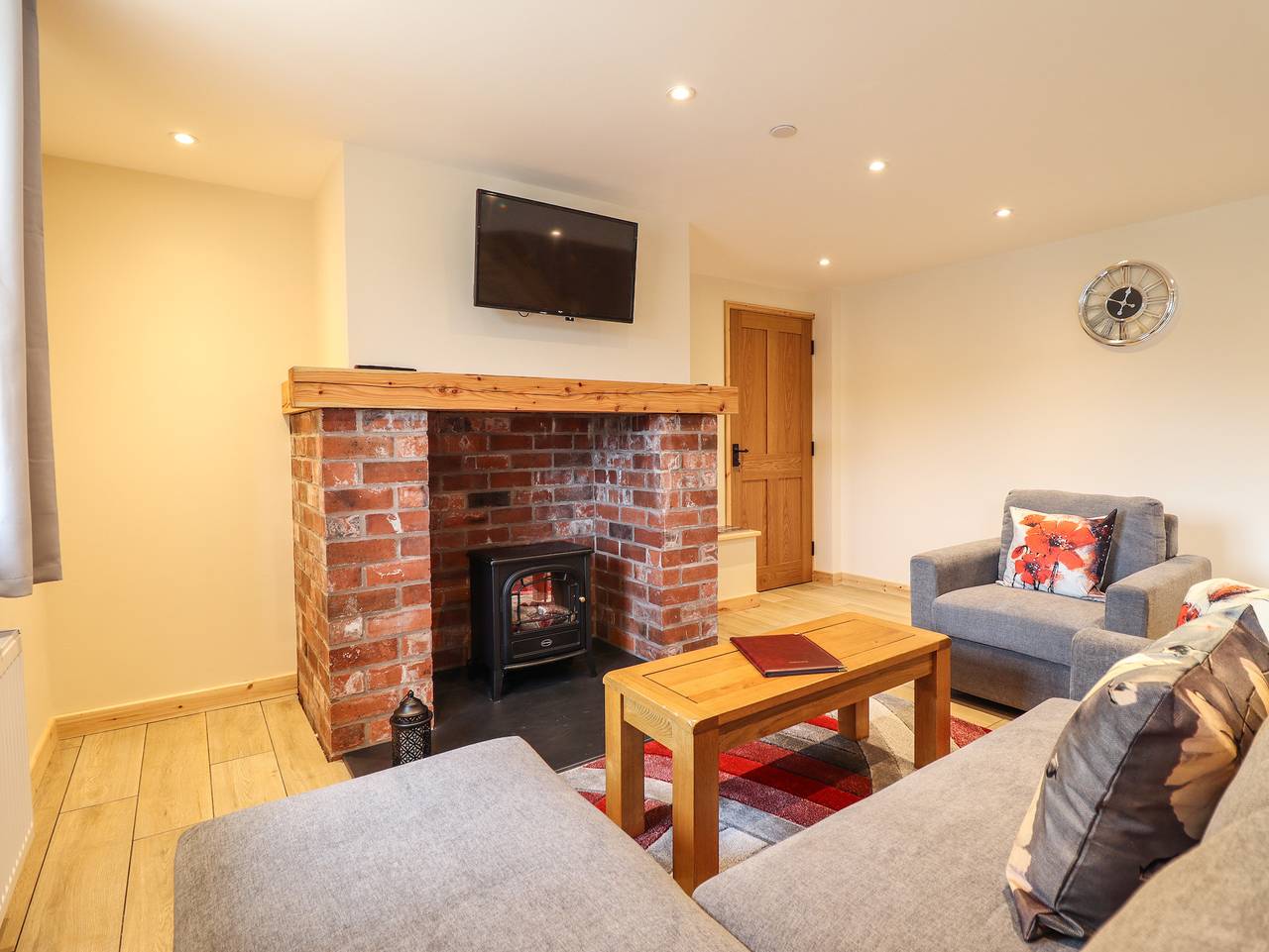 Llety Dewi in Lake Vyrnwy, Powys