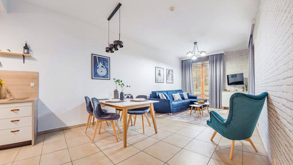 Cały apartament wypoczynkowy, Apartament wakacyjny dla 4 osób z taras in Kołobrzeg, Morze Bałtyckie