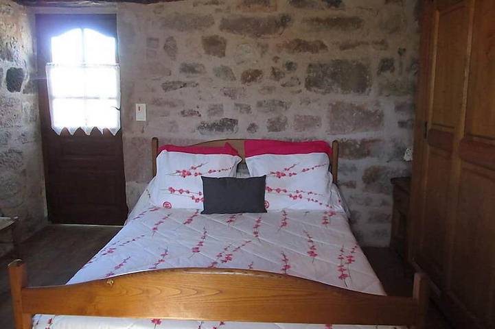 Location de vacances pour 4 personnes, avec balcon et piscine à Saint-Jean-Lagineste - 3