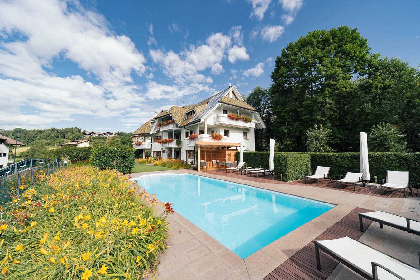 Ganze Wohnung, Charmante, kleine Ferienwohnung am Meer in der Villa Anina mit Pool in Klobenstein, Ritten