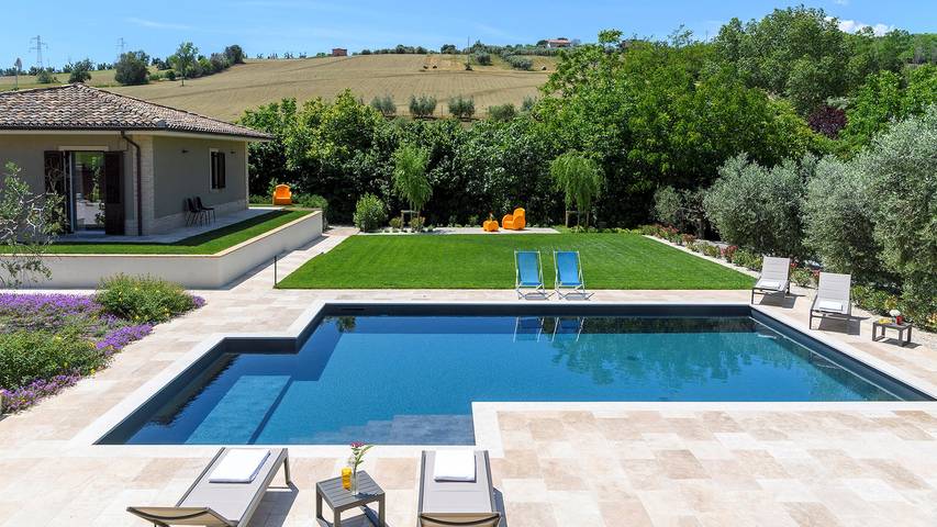 Casa vacanza per 6 persone, con Giardino a Altidona