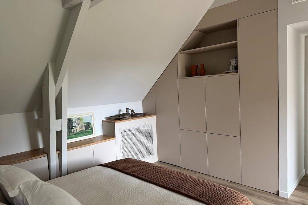 Entire apartment, Exceptional country apartment with pool, jacuzzi and sauna in La Chapelle-Longueville, Évreux region