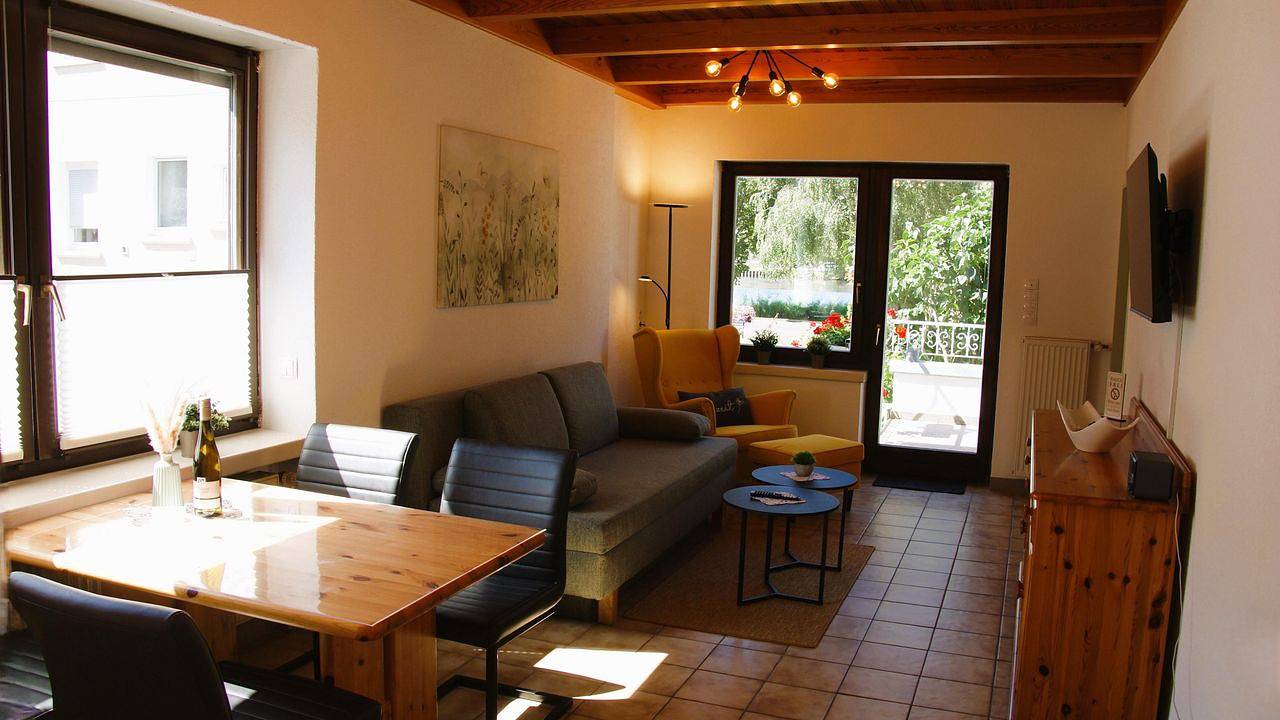 Ganze Ferienwohnung, Ferienwohnung für 3 Personen (55 m²) in Bullay in Bullay, Traben-Trarbach und Umbegung