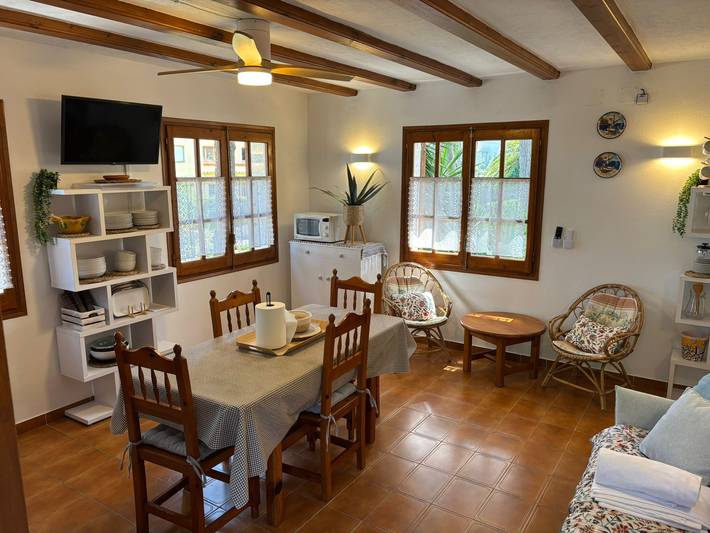 621 * Calsina Dalt in Pals, Costa Brava
