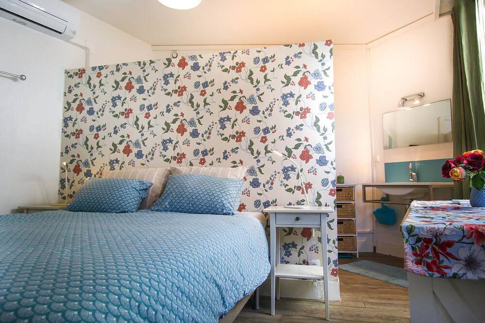 Entire apartment, Stunning apartment in Sete with Wifi in Sete, Mediterranean Coast (France)