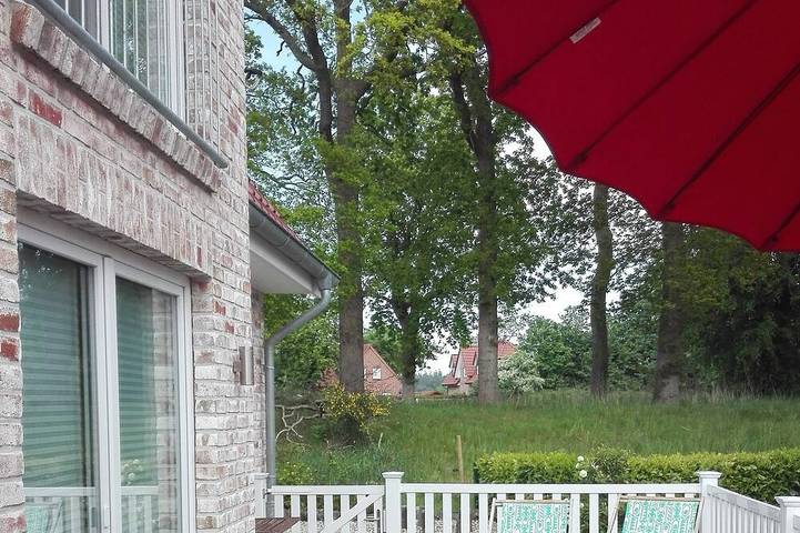 Ferienhaus für 9 Personen, mit Terrasse und Garten sowie Sauna in Aurich