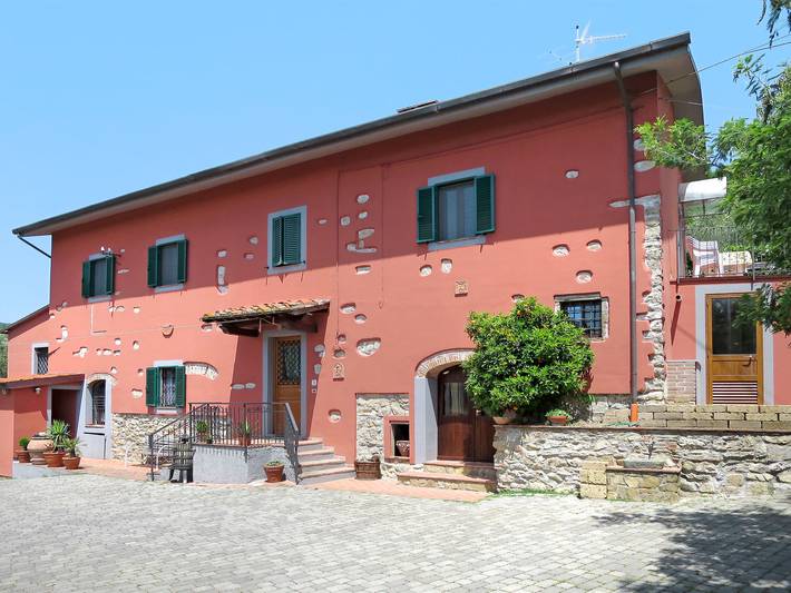 Location de vacances pour 6 personnes, avec terrasse ainsi que jardin et vue, animaux acceptés à Montecatini-Terme - 3