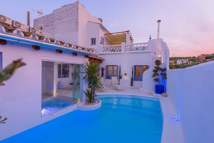 Casa rural para 10 personas, con jacuzzi en Sierra Norte de Sevilla - 2