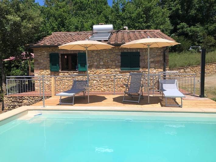 Ferienhaus für 4 Personen, mit Terrasse und Garten