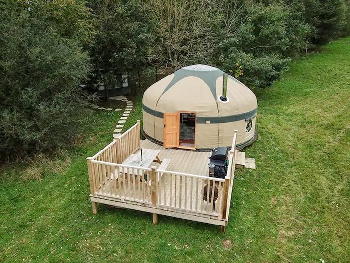 Glamping for 4 people in Wiltshire