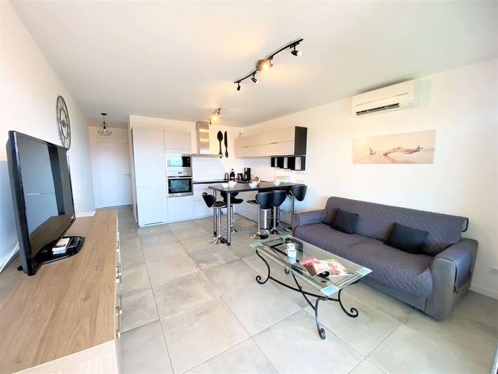 Appartement entier, Appartement Contemporain 3 Pièces avec Terrasse - 6 Couchages in Pietrosella, Golfe D'Ajaccio