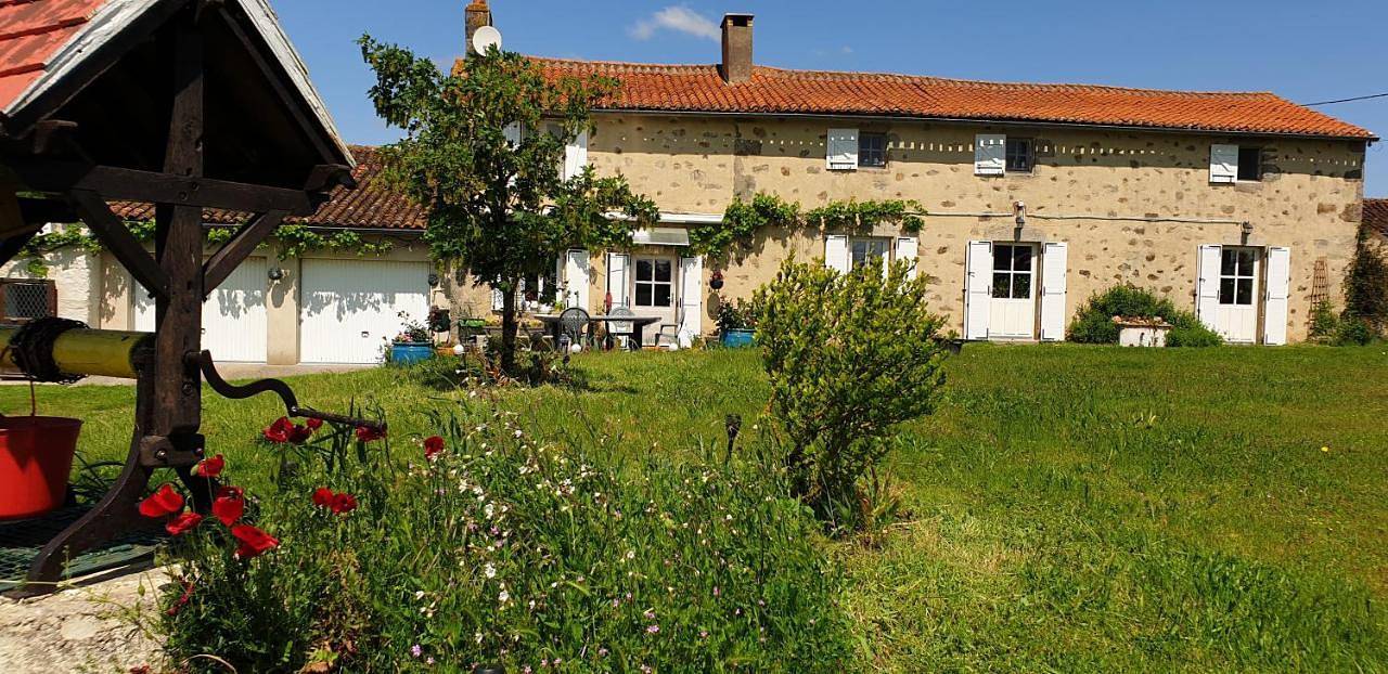 Appartement de vacances entier, Chambre d'hôte de Rochette in Viennay, Deux-Sèvres