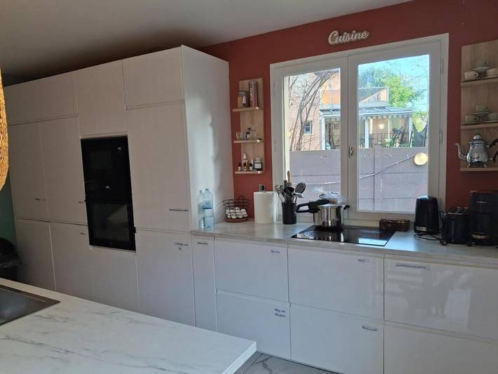 Maison de vacances pour 4 personnes, avec Terrasse et Jardin ainsi que Piscine et Vue à Sucy-en-Brie