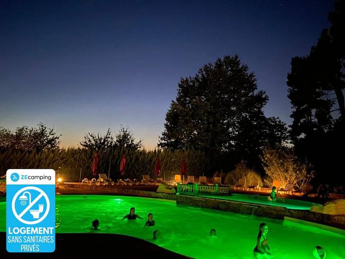 Tente pour 5 personnes, avec bassin pour enfant en Dordogne - 2