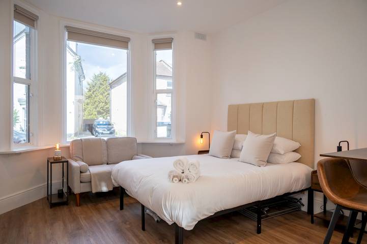 Apartment for 2 people in Croydon