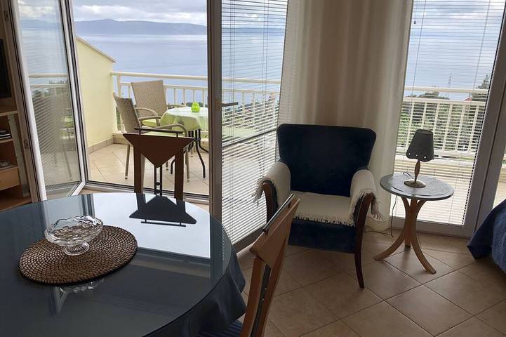 Appartement entier, Villa à Podgora avec piscine, vue mer, endroit calme, pour 2-6 personnes, WiFi gratuit in Podgora (Split-Dalmatie), Makarska riviera