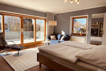 Ferienhaus für 18 Personen, mit Balkon und Garten in Haundorf