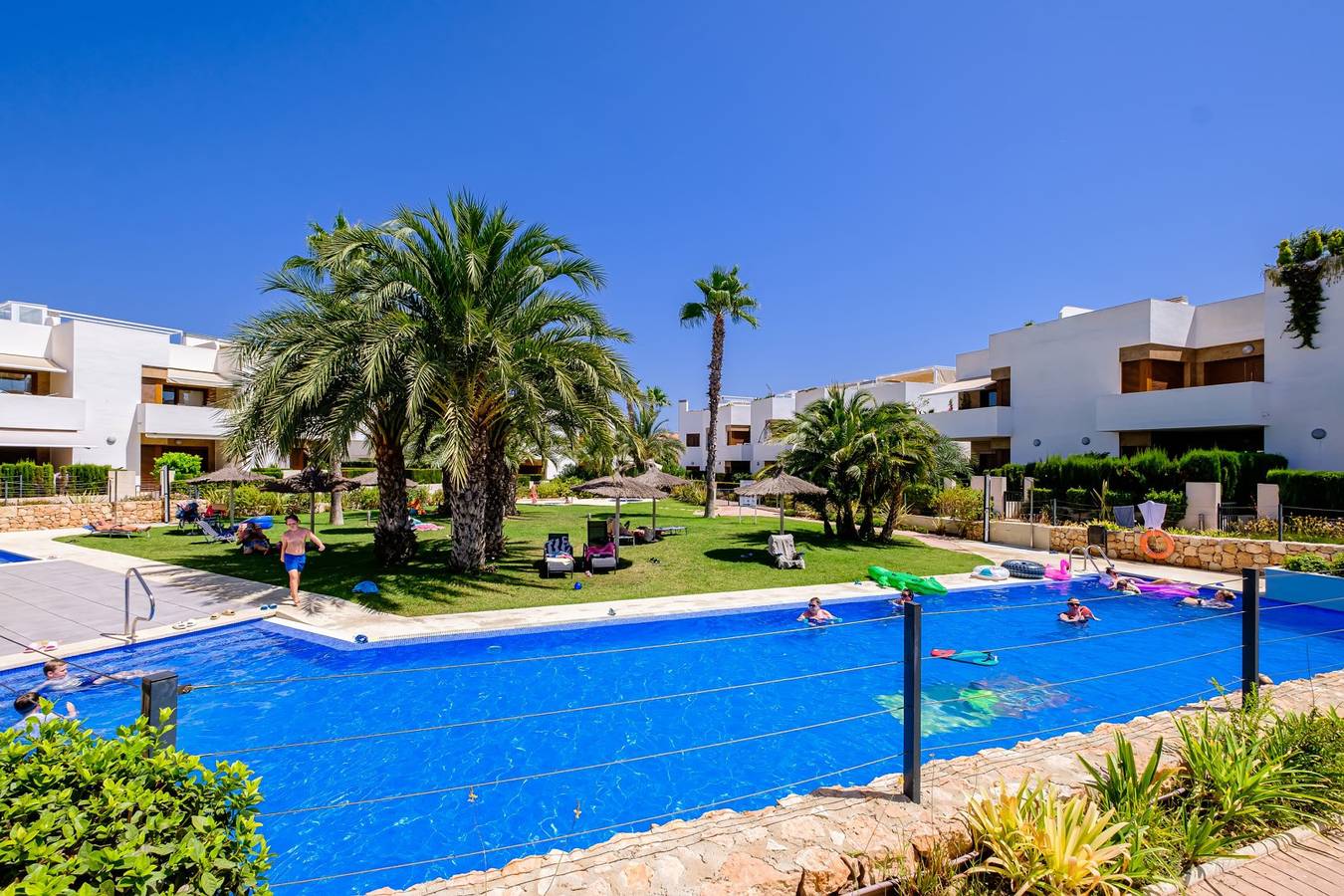 Id200 in La Zenia, Orihuela