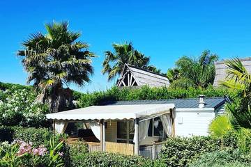 Camping pour 4 personnes dans Pampelonne