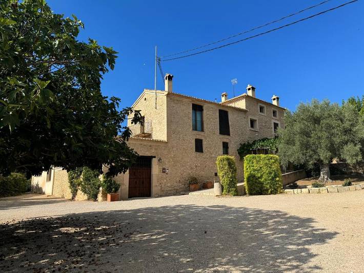Casa rural para 6 personas, con Terraza y Jardín además de Piscina y Vistas en Biar