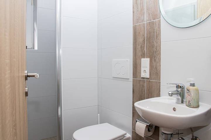 Ganze Wohnung, Ferienhaus Nr. 26a, 2x Dusche, Wc, 2 Schlafräume - Rothkegel, Ferienhaus in Aurich, Landkreis Aurich