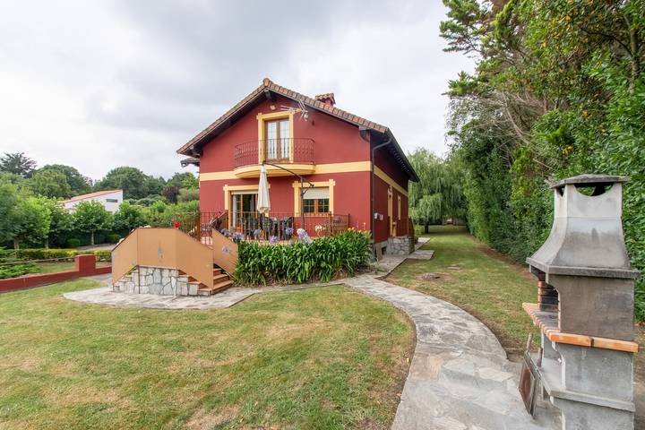 Casa rural para 12 personas, con Balcón en Valle del Miera - 2