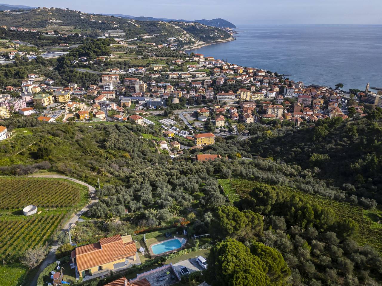 Apartamento vacacional entero, Perla Sul Mare con Giardino - Appartamento in villa con giardino in Pantai (Costarainera), Costarainera