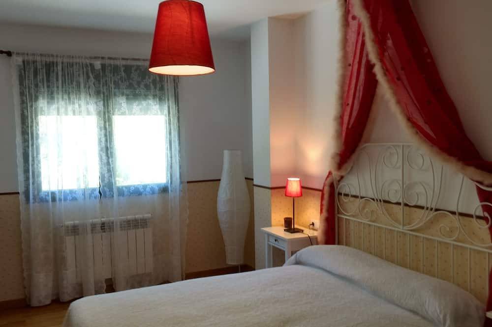 In the Heart of the Ribeira Sacra, next to Miño and Sil river !! in Ferreira de Panton, Pantón