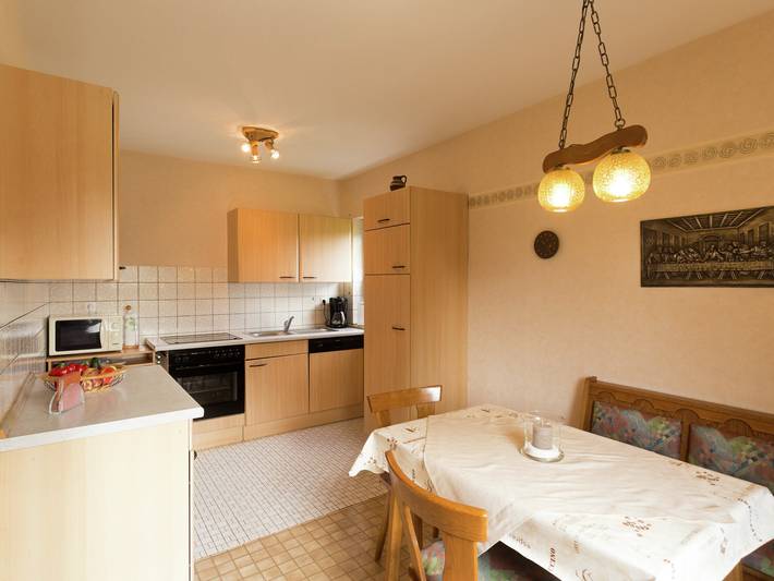 Ferienwohnung für 2 Personen, mit Terrasse, kinderfreundlich in Hallenberg - 2