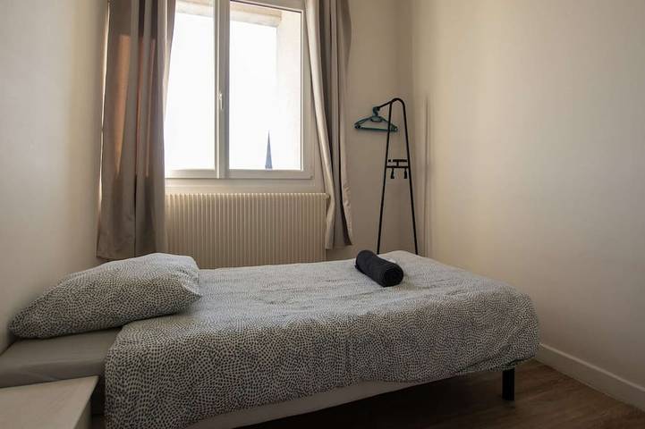 Ganze Wohnung, Douai 4 chambres Place d’Armes – 3e étage in Douai, Département Nord