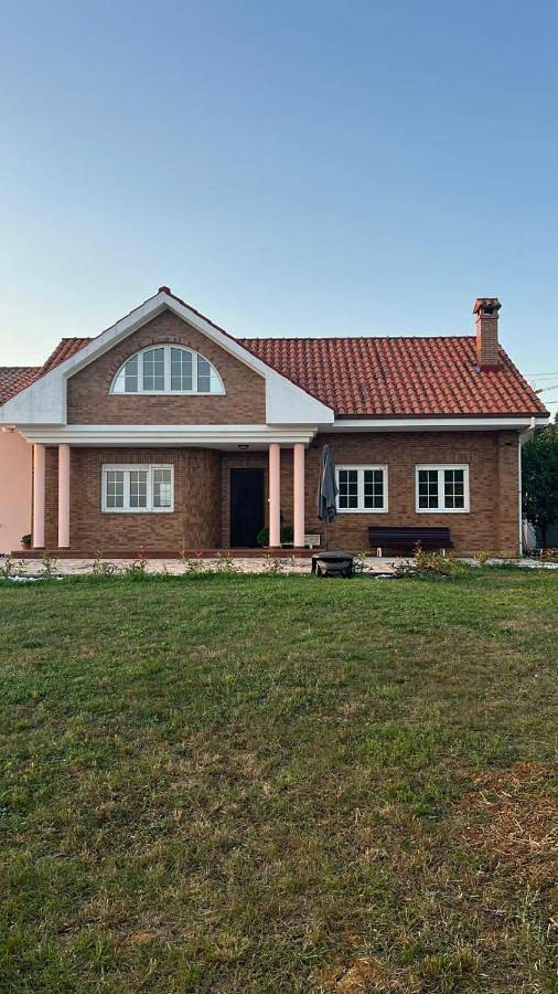 Casa rural para 8 personas, con Terraza además de Jardín y Vistas en Mogro - 3