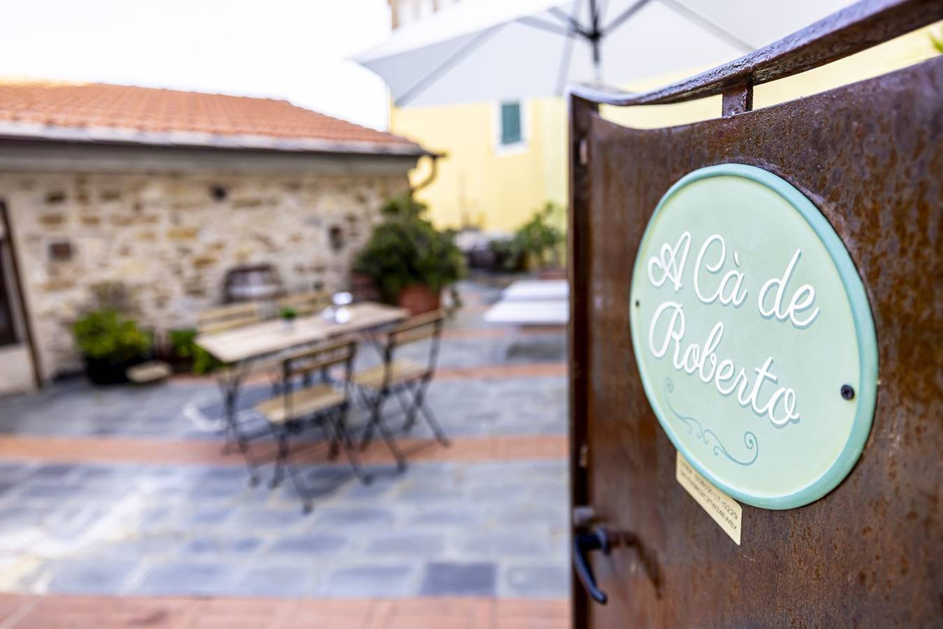 Ganze Ferienwohnung, Ferienwohnung für 2 Personen mit Terrasse in Lingueglietta, Cipressa