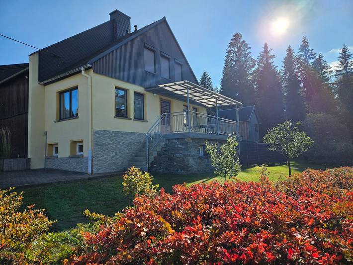 Ferienhaus für 4 Personen, mit Garten in Sehmatal