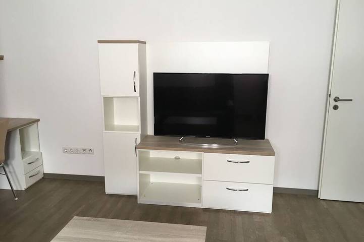 Ganze Wohnung, Modern möblierte 2-Zimmer-Wohnung;  gute Eignung für Geschäftsreisende in Memmelsdorf, Landkreis Bamberg