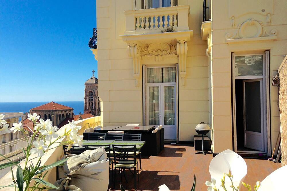 Appartement De Vacances pour 5 Personnes dans Beausoleil, Région de Nice