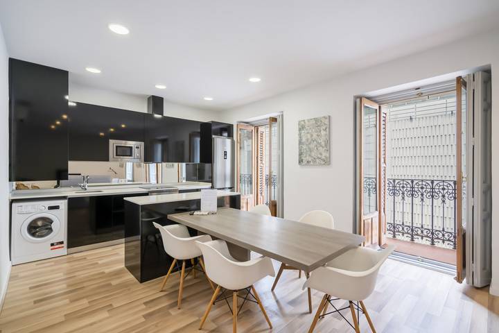 Apartamento entero, M Apto. de diseño Puerta del Sol 2 in Centro (Madrid), Madrid