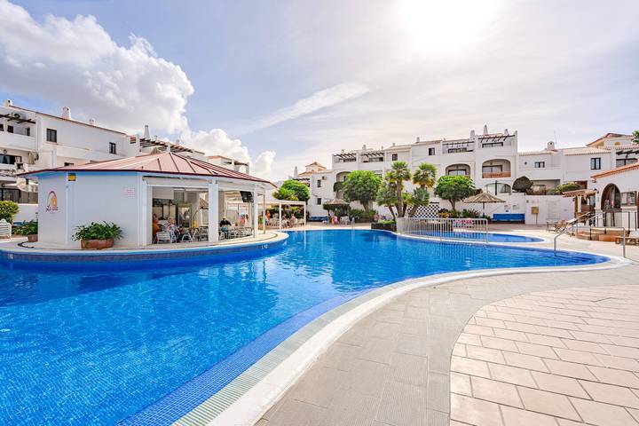 Holiday rental for 5 people, with Garden and Pool in Amarilla Golf