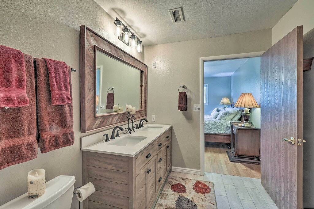 Flagstaff Townhome - Gehen Sie zum Country Club - Pools! in Flagstaff, Coconino Nationalwald