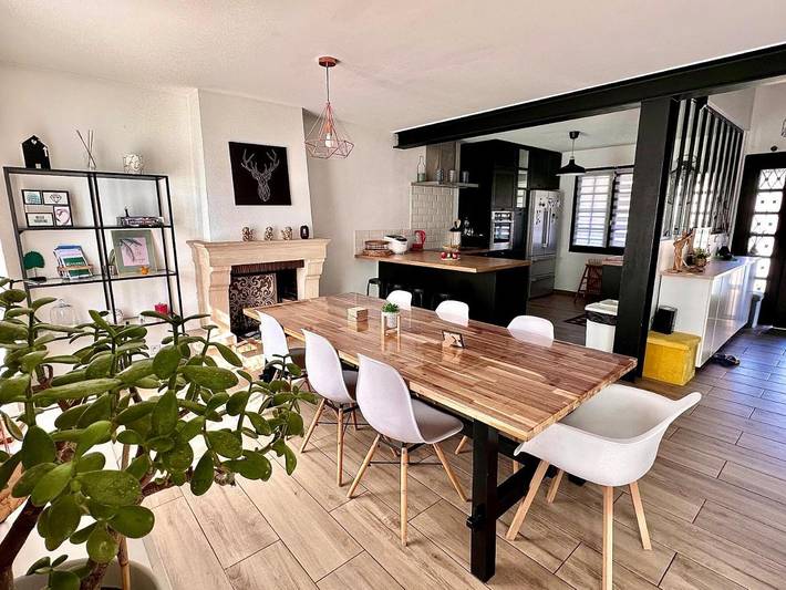 Location de vacances pour 6 personnes, avec jardin à Chennevières-sur-Marne - 2