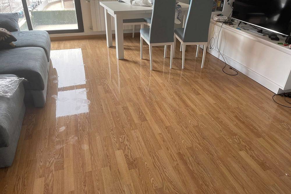 Entire apartment, Habitaciones en Miralbueno, Zaragoza in Saragossa, Saragossa Province