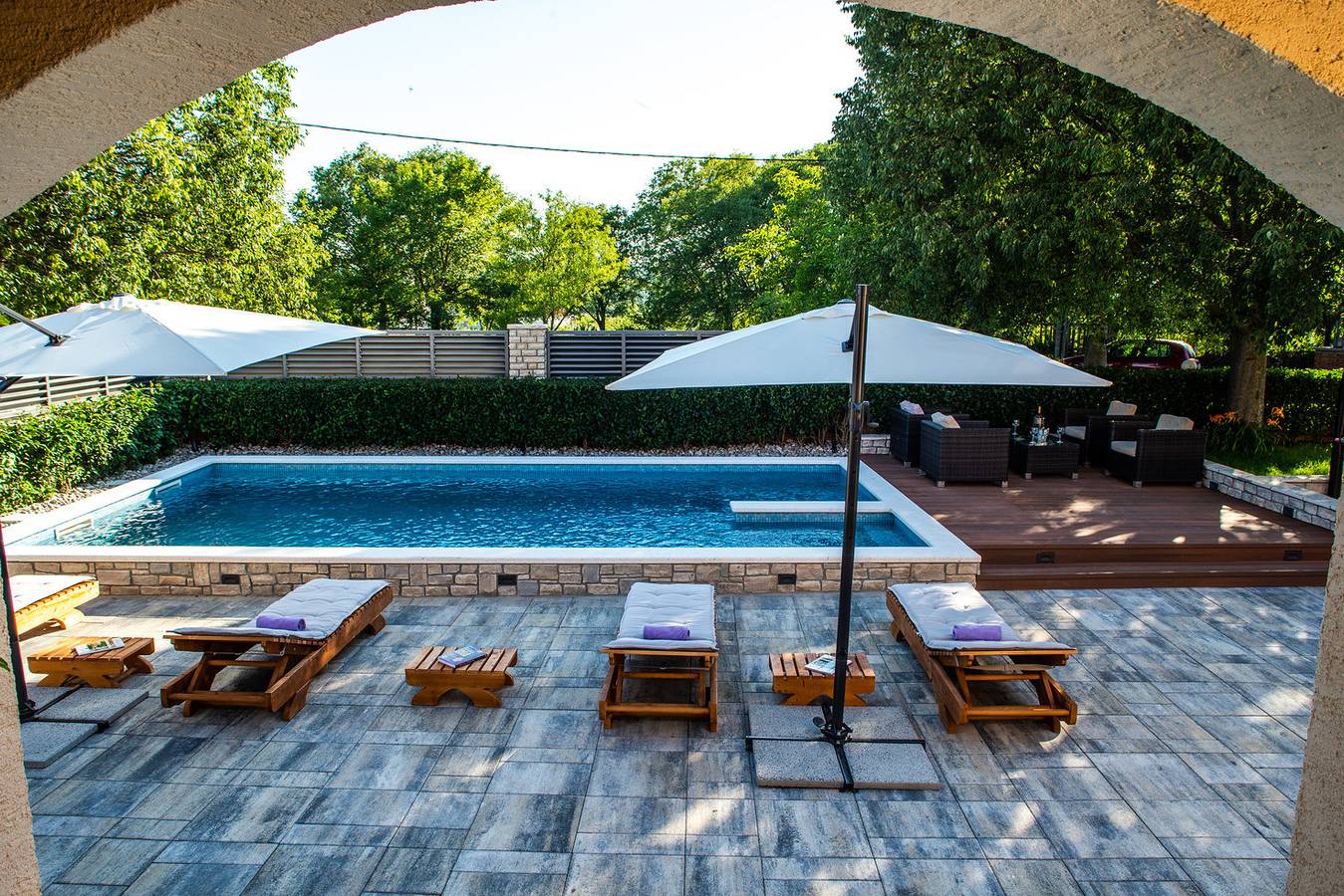 Villa Niko with heated pool in Pridraga, Donji Karin