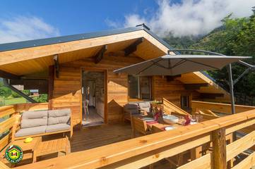 Gîte pour 4 personnes, avec jardin et terrasse dans l' Isère