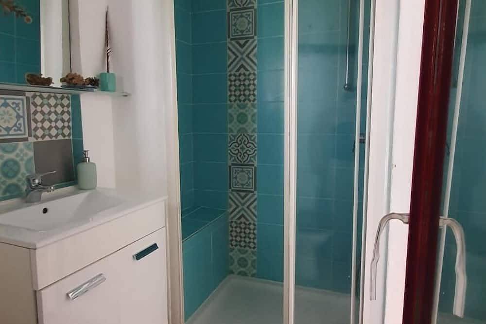 Apartamento entero, The mountain in its history, and the sea to carry, no less! in Peillon, Nizza Region
