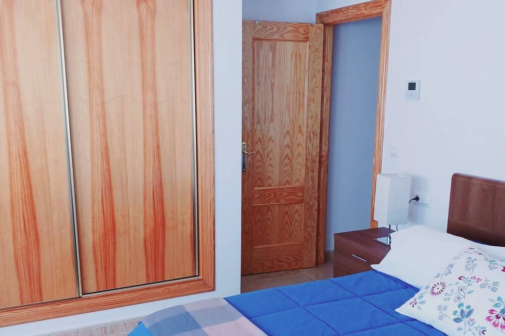 Appartement entier, Relax in this calm, centrally located space great for couples or family getaways in Golf Resorts Murcia, Fuente Alamo de Murcia